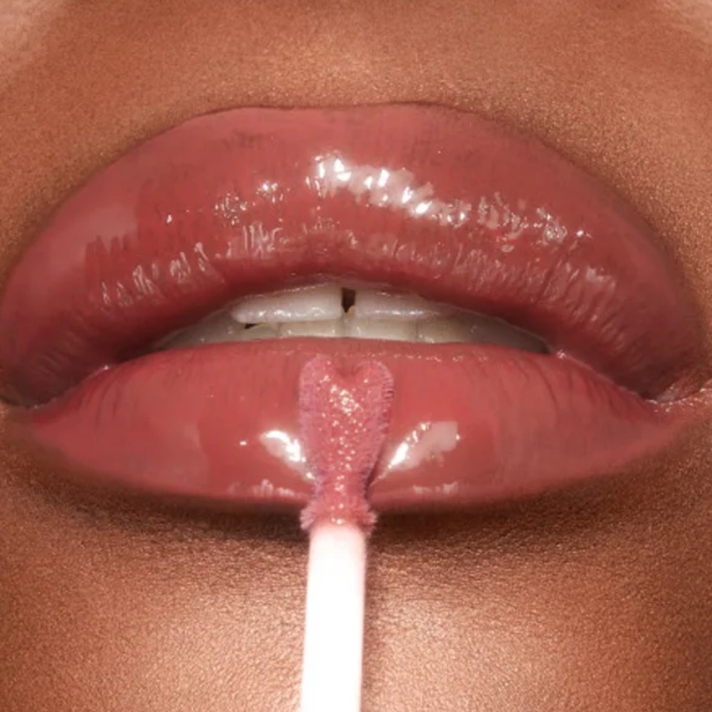 ✨ CHARLOTTE TILBURY COLLAGEN LIP BATH ICONS KIT
LIMITED EDITION KIT - Picture 8 of 9